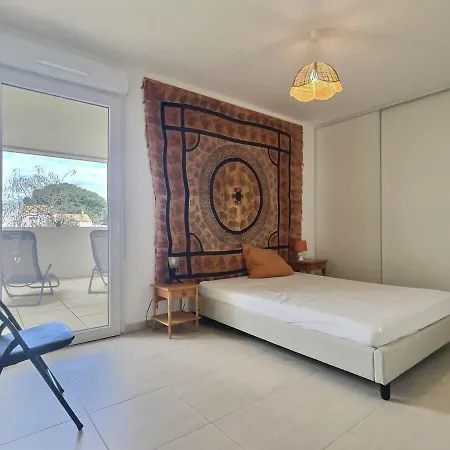 Climatise, Moderne Avec Terrasses A 500m De La