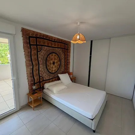 Climatise, Moderne Avec Terrasses A 500m De La Apartman *